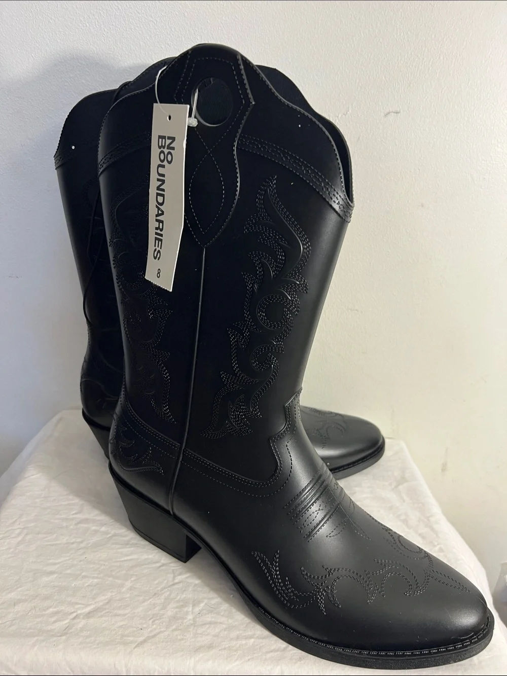 NWT No Boundaries Women's Cowboy Rain Boots Size 8 (No Box)